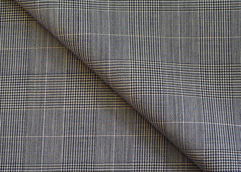 Fine plain weave 